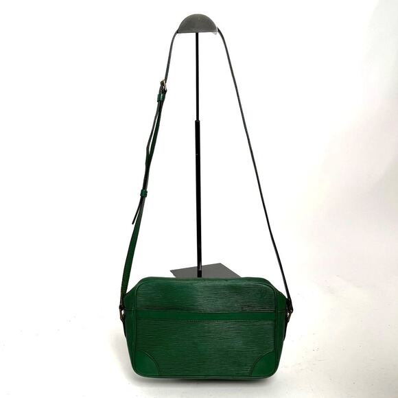 Louis Vuitton LV Green Epi Leather Trocadero 23 Camera Messenger Bag - Picture 1 of 12